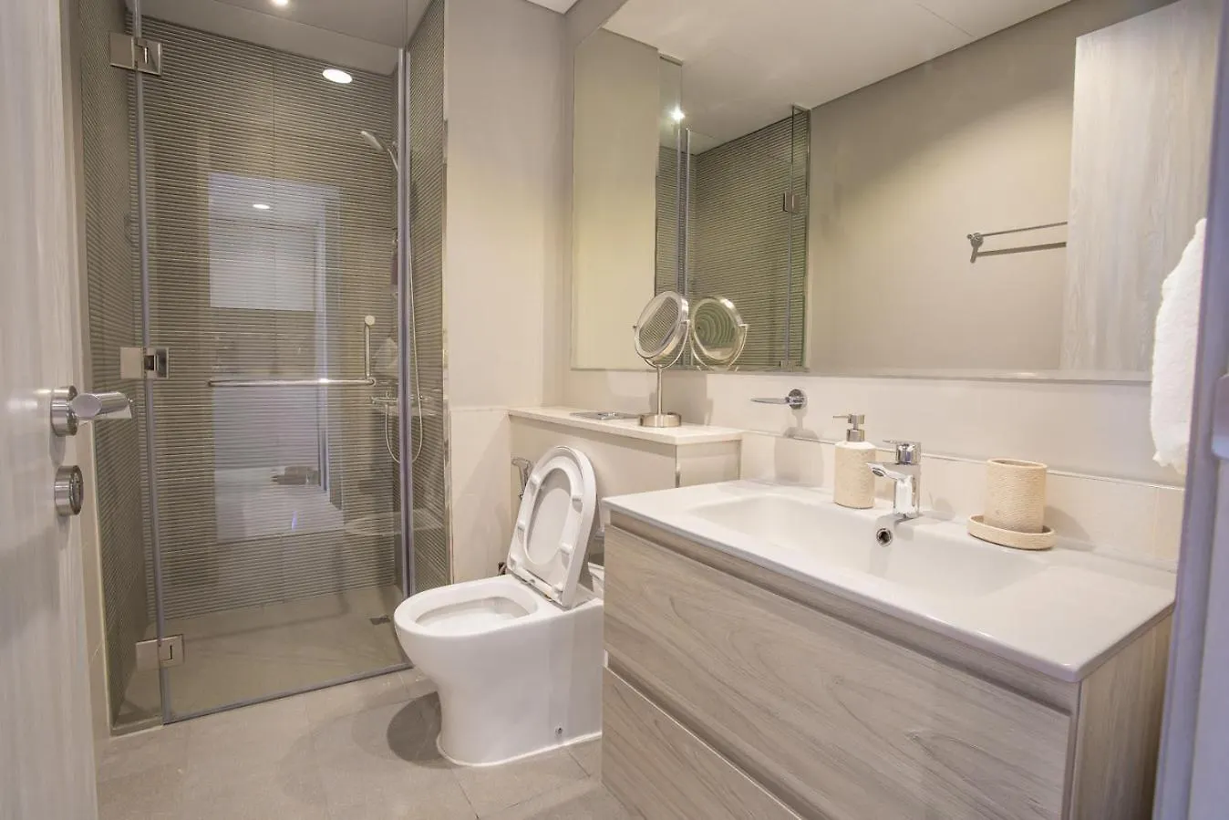 Burj Khalifa View Smart Home Zada Tower Dubai 0*,  United Arab Emirates